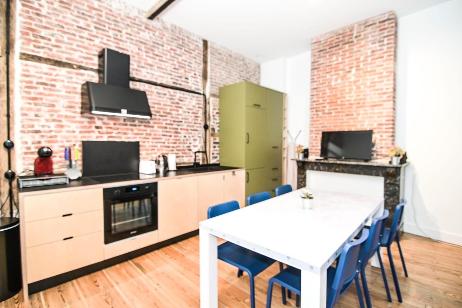 Cozy And Confortable Room Near Brussels Central Station Экстерьер фото